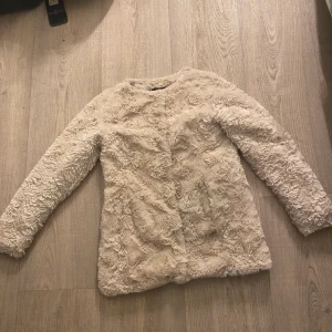 Jacka från veromoda  - Från veromoda 