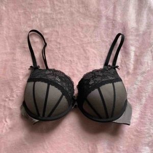  - Pushup bh i storlek 75B Superbra skick! 