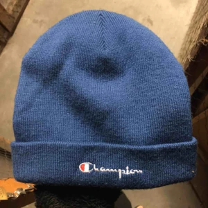  - Blå champion mössa! Använd men i gott skick! 💙