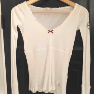  - Off Molly tröja, skriv om frågor Tar bara swish och kan mötas i gbg