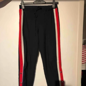  - KNAPPBYXOR från Veromoda, använda fåtal gånger 