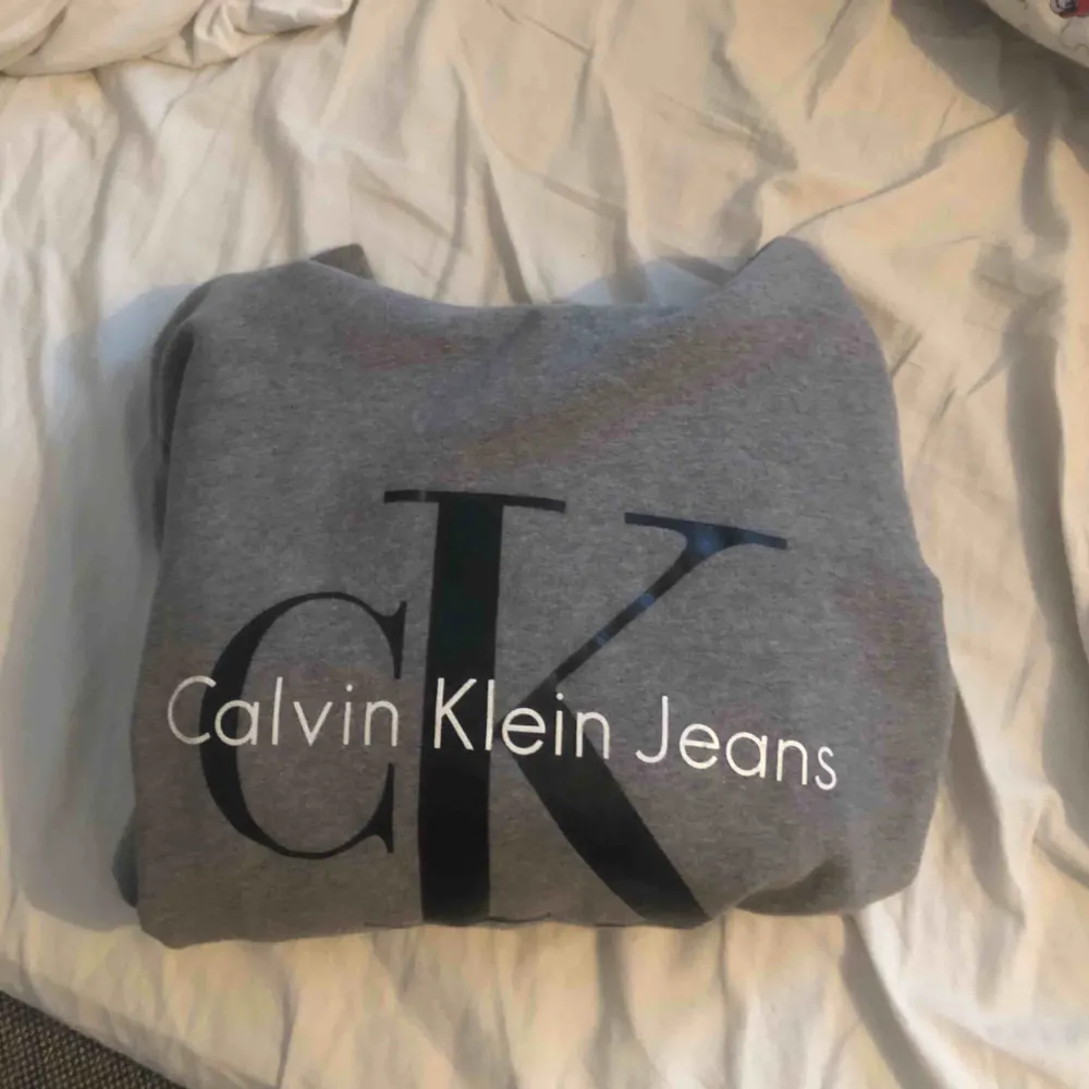 Calvin Klein . Hoodies.