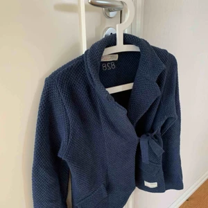  - Odd Molly kofta som är använd 2-3 gånger. Orginalpris: 1800 kr