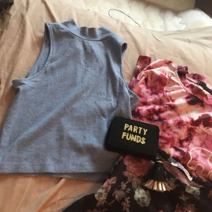  - 30 kr plagget, paket pris 60 kr