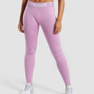  - Säljer dessa rosa gymshark, endast testade.