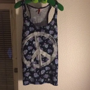  - Oversized linne st 38
Använd max 2 ggr