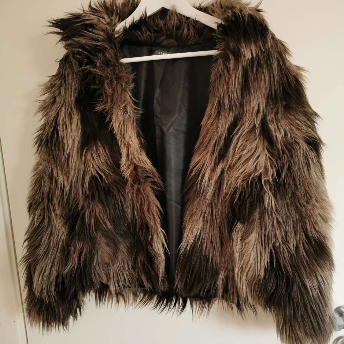 Fluffig jacka ESPRIT 