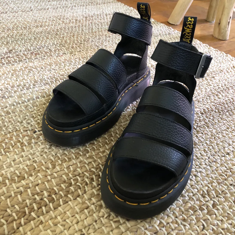 Finaste sandalerna i sommar!!! I nyskick då jag använt dom ett par gånger bara. I storlek 37, normala i storleken 😊 Kostade cirka 1800, säljer dom för 900 eller högst budande. Köparen står för frakt! . Skor.