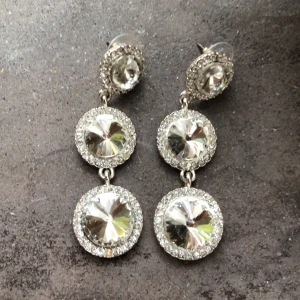 SNÖ of Sweden örhängen  - SNÖ of Sweden örhängen 