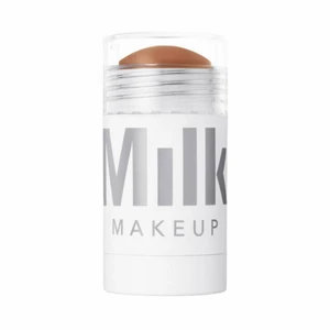 Bronzer Stick - Säljer en Matte Bronzer Stick från Milk Makeup i färgen Baked. Endast testad. Säljer pga den är lite för teckande för mig. Priset diskuteras.