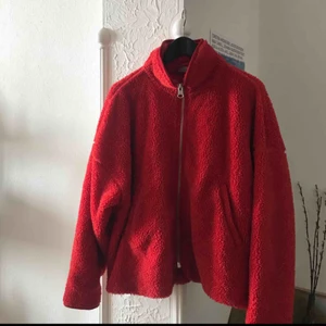  - Världens mysigaste och finaste teddy inför sommaren, har så svårt att släppa den men använder tyvärr inte 🤯  Orginalpris 600 