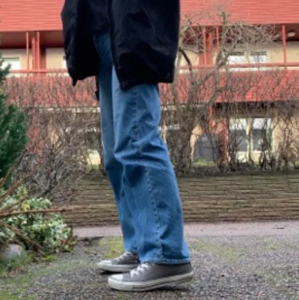 Junkyard Wide Leg Jeans i storlek 27,  världens snyggaste jeans och är så ledsen att behöva sälja dom men de har blivit för små :’( Lägg bud i kommentarerna!. Jeans & Byxor.