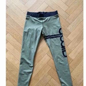  - Träningstights från amin, str S