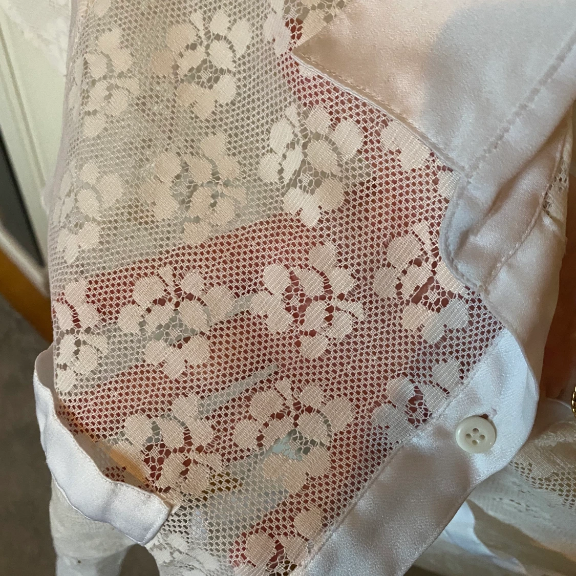 Skjorta/topp i spets! - 90