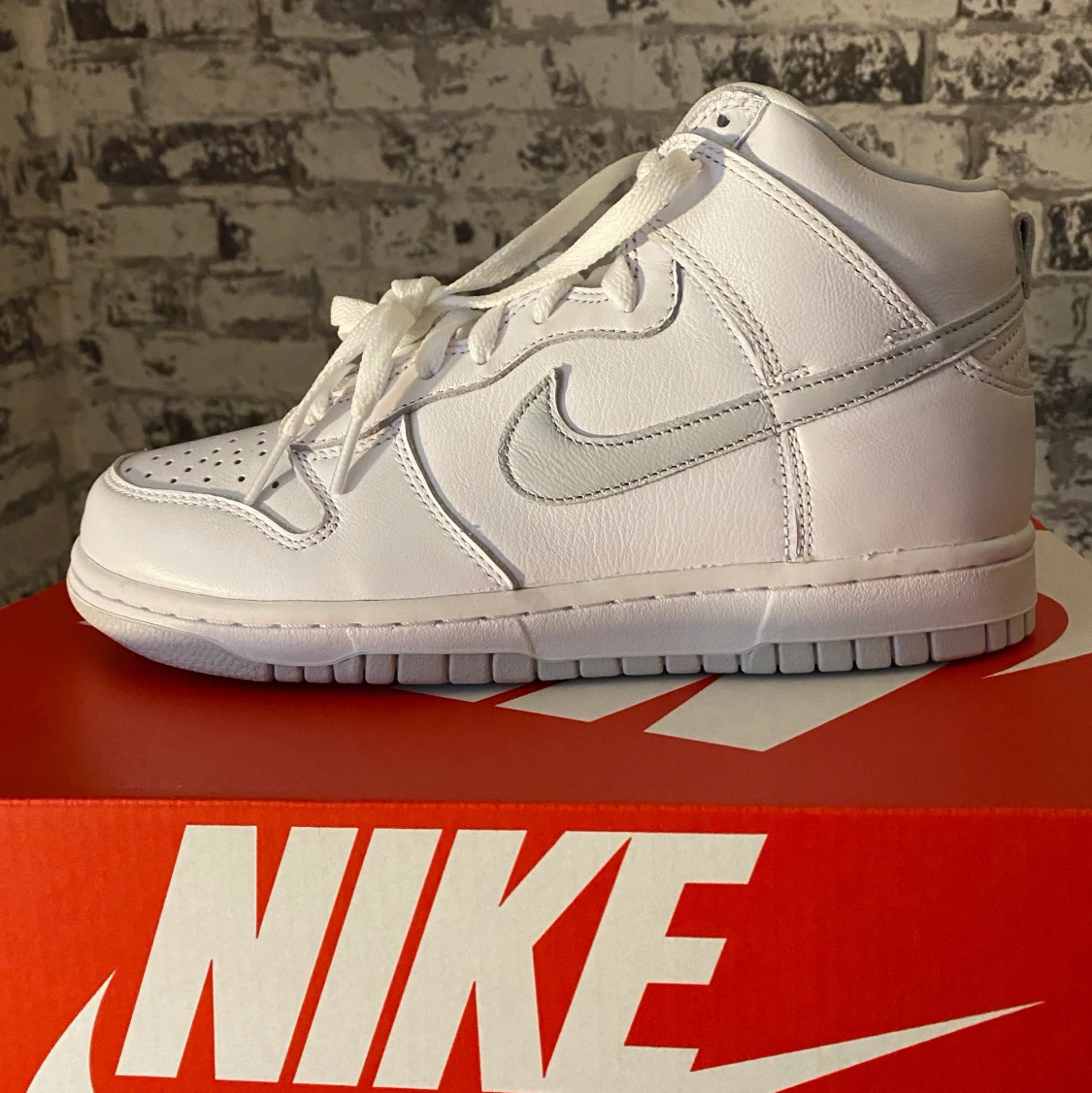 NIKE DUNK HIGH SB PURE PLATINUM - 90