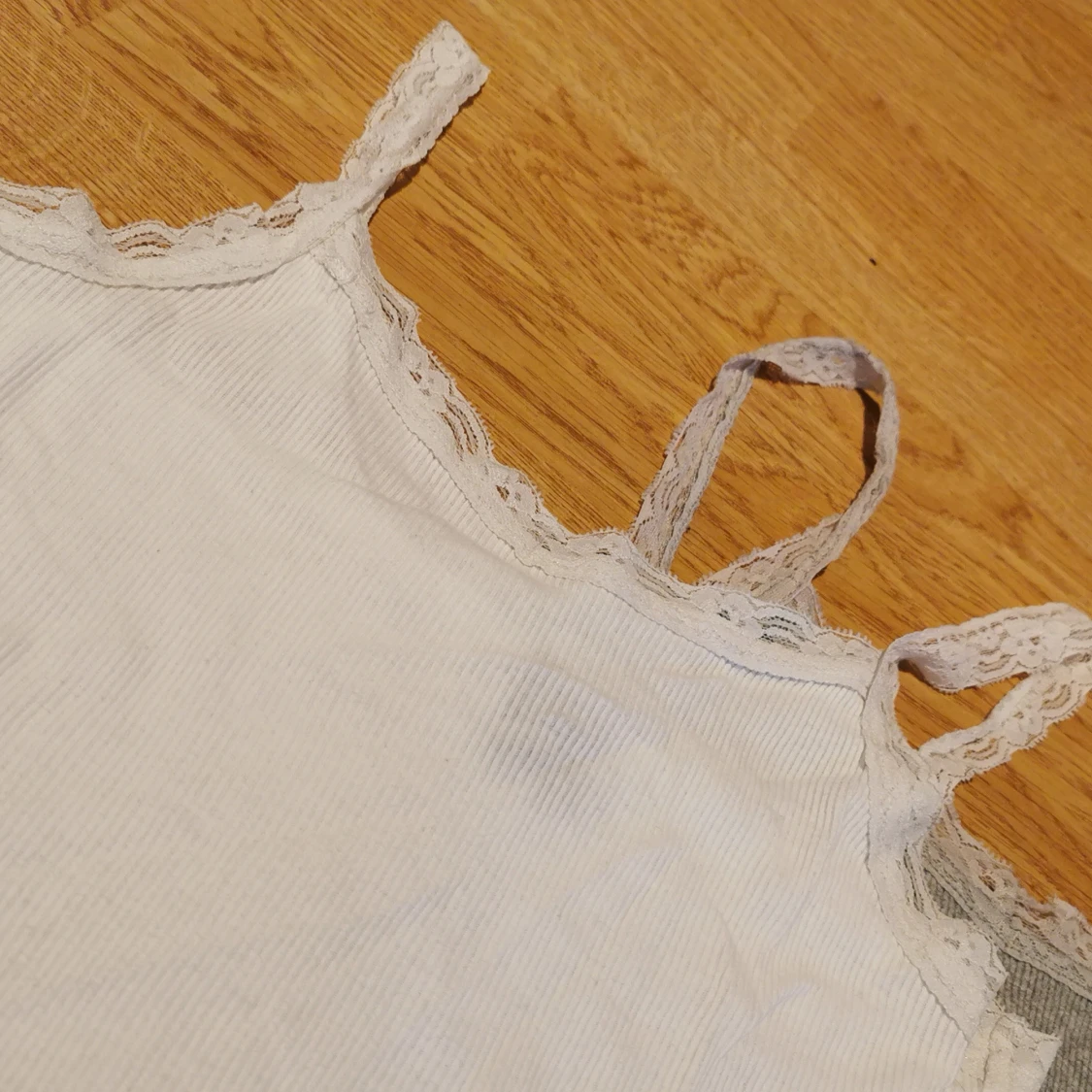 Linne med spets - 90