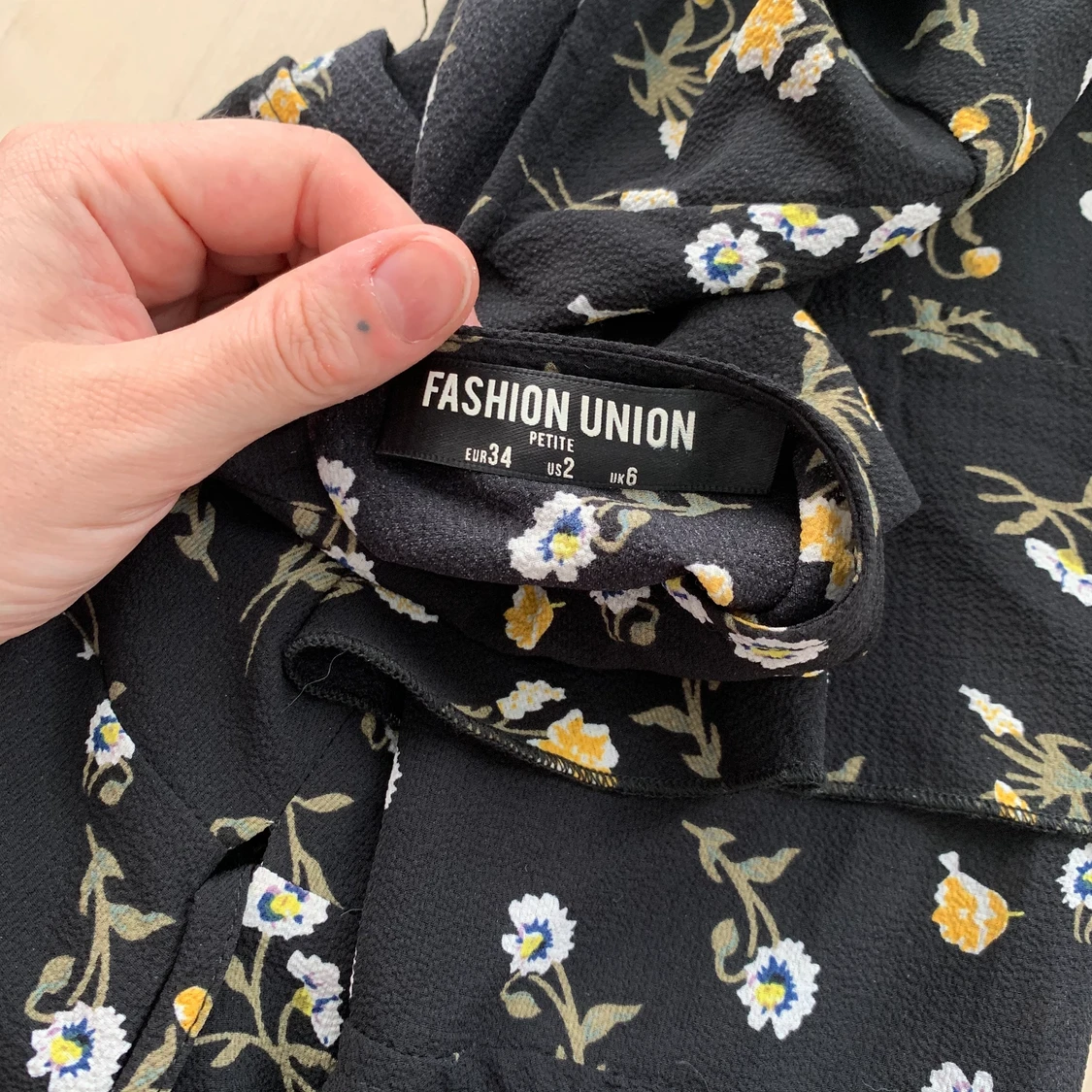 Blommig klänning - 91