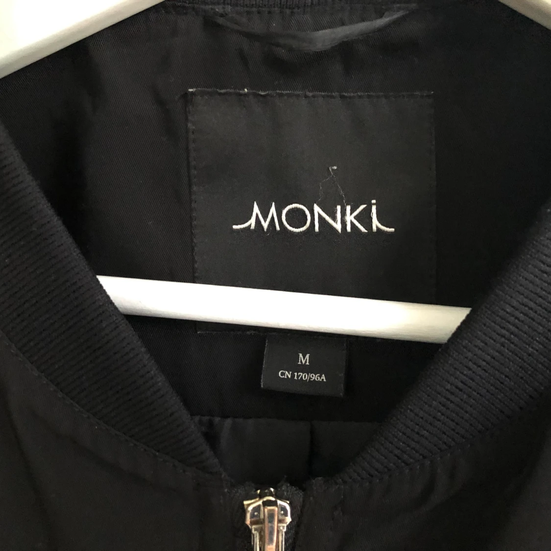 Bomberjacka från monki - 91