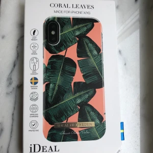 Ideal of Sweden skal - Helt oanvändt och oöppnat skal från ideal if sweden i modellen coral leaves för iphone X/XS