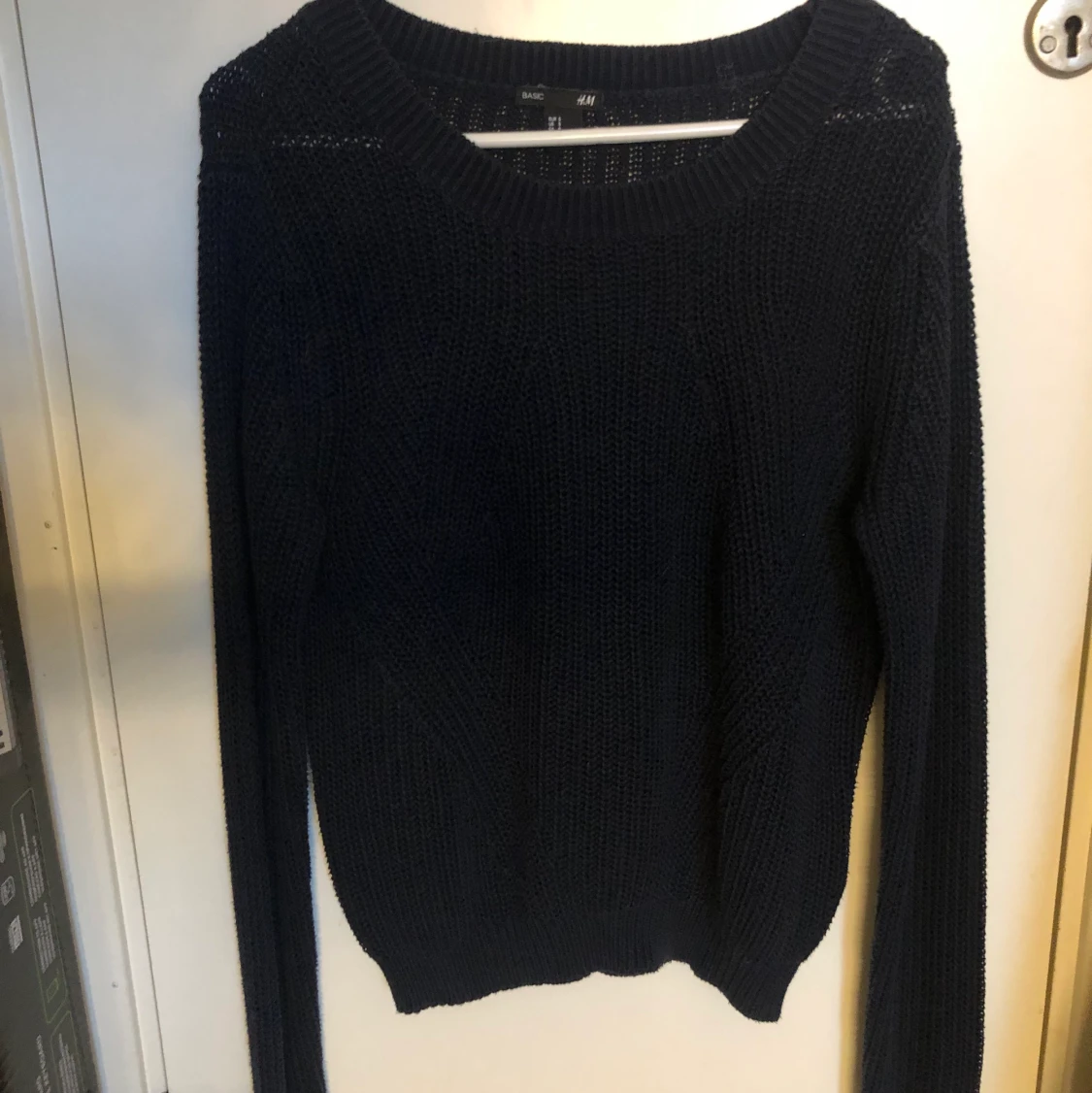 Mörkblå stickad tröja S
