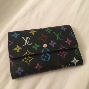  - Inte läder men AAA