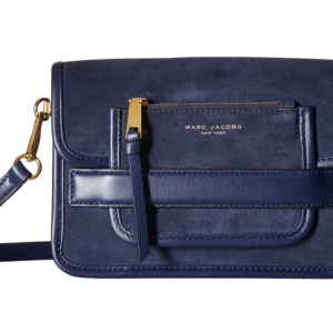  - Snyggaste axelremsväskan från Marc Jacobs. Köpt på NK Juli 2016, nypris 4500:-  Orginalpåse finns.  