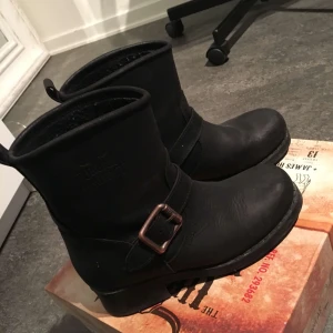  - Fina vinterskor från Johnny Bulls, köpes för 1300kr säljes för 300kr