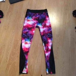  - Träningstights. Kan mötas upp i Kalmar annars betalar du frakten