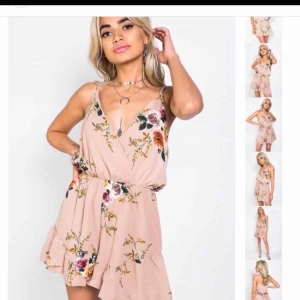  - Superfin playsuit i storlek 34, endast testad! 