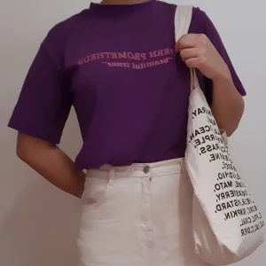 T shirt lilla - Lilla t shirt