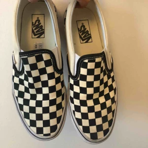  - Ascoola, inprincip oanvända vans!! Nypris 600kr 