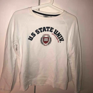  - Använd ett fåtal gånger sitter som en XS brukar sitta, enligt mig. Stilren