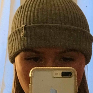  - Härlig mössa nu inför vinter från Carlings! Knappt använd, jag kan mötas upp i Lund eller så får köparen stå för frakten😍😍😍