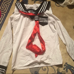  - Sailor/skoluniform, finns en kjol till i annan anons (svart plisserad)