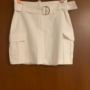 Kjol - Fin kjol att ha till t.ex fest