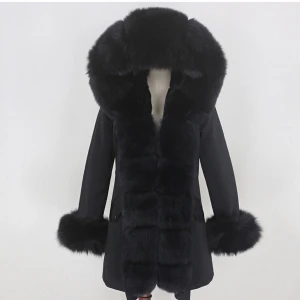 Fatima parka vinterjacka ÄKTA PÄLS - Storleken på jackan är S och nypris är 3999:-      Säljer jackan för 3500:-                                                           PRISET KAN DISKUTERAS VID SNABB AFFÄR!!           Jackan är endast använd 1 säsong förra året. Säljer den på grund av att den inte passar mig längre.                                      Pälskragen går att ta av och sätta likasom med pälsen vid blixtlåset. 