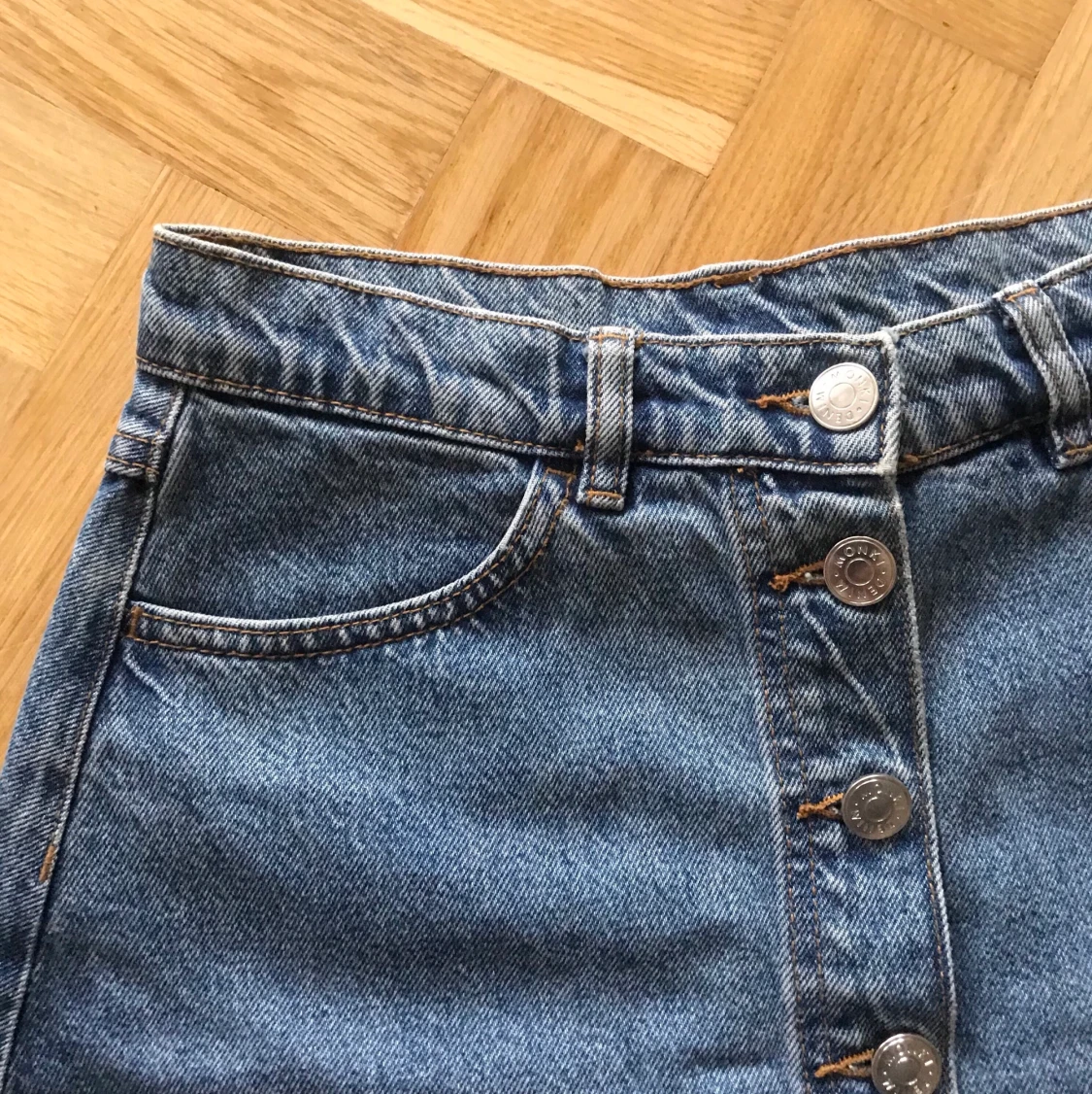 Jeanskjol från Monki!  - 91