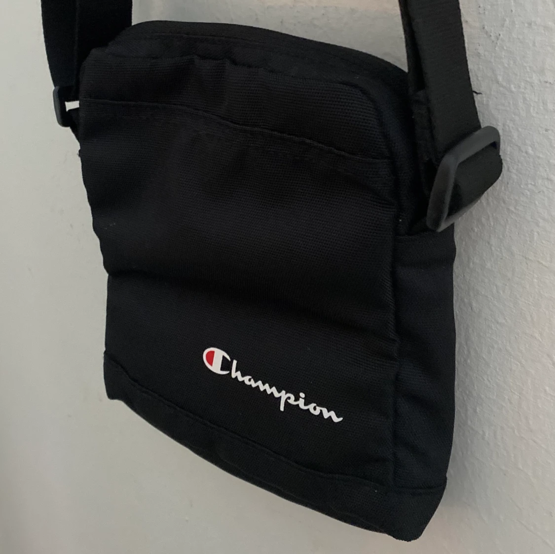 Liten axelremsväska  - 90