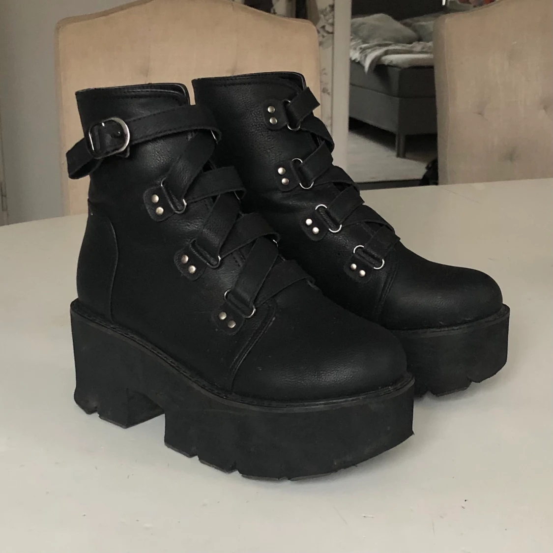 Platform boots