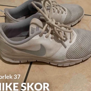  - Nike skor