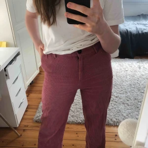  - SÅÅ fina manchester byxor nu i vår och  sommar!!! 