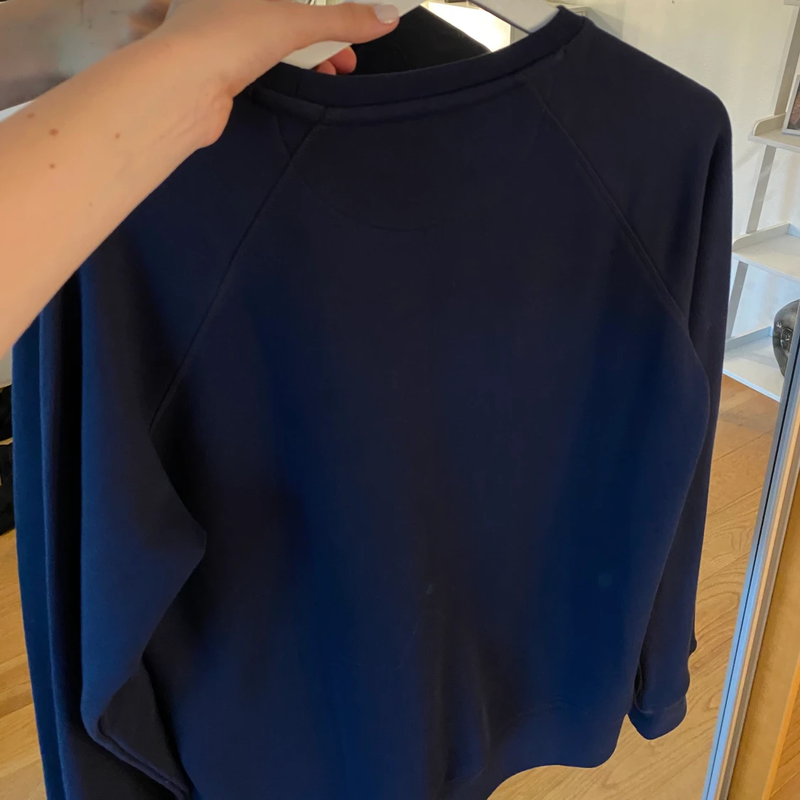 Marinblå Gant sweatshirt  - 91