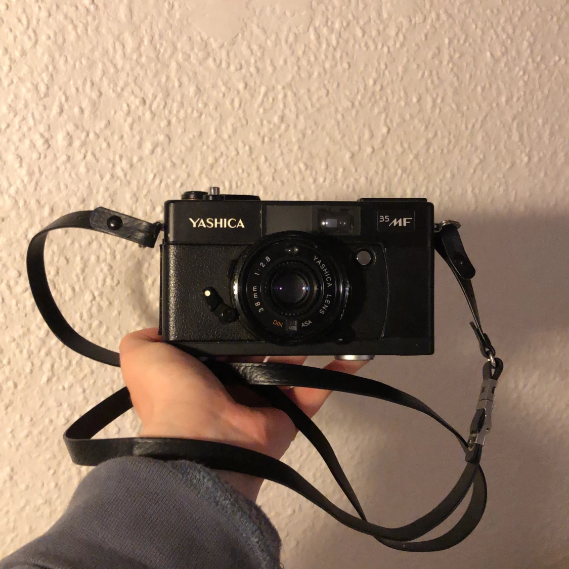 Analog kamera Yashica (35mm)