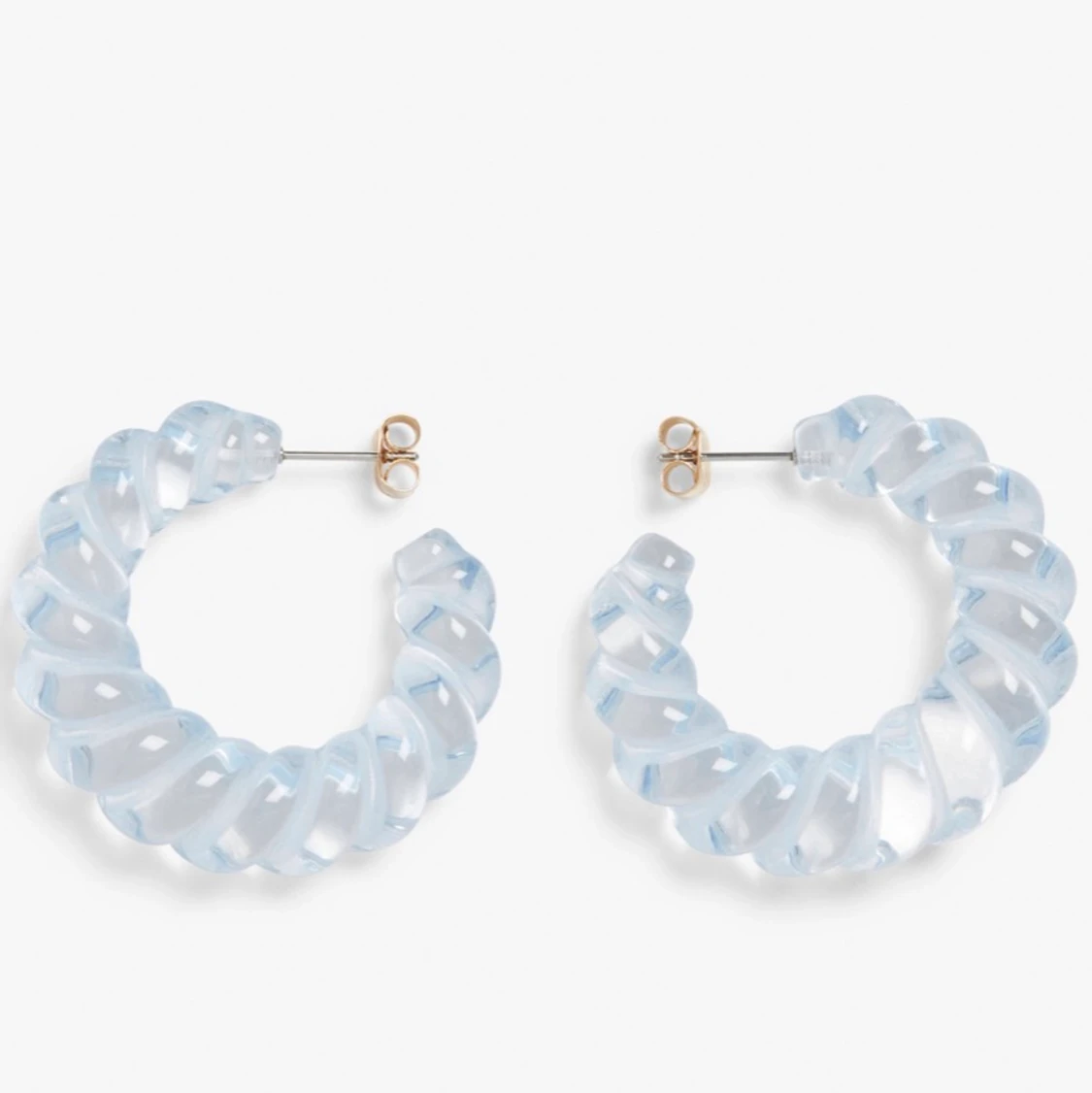 Oanvända örhängen