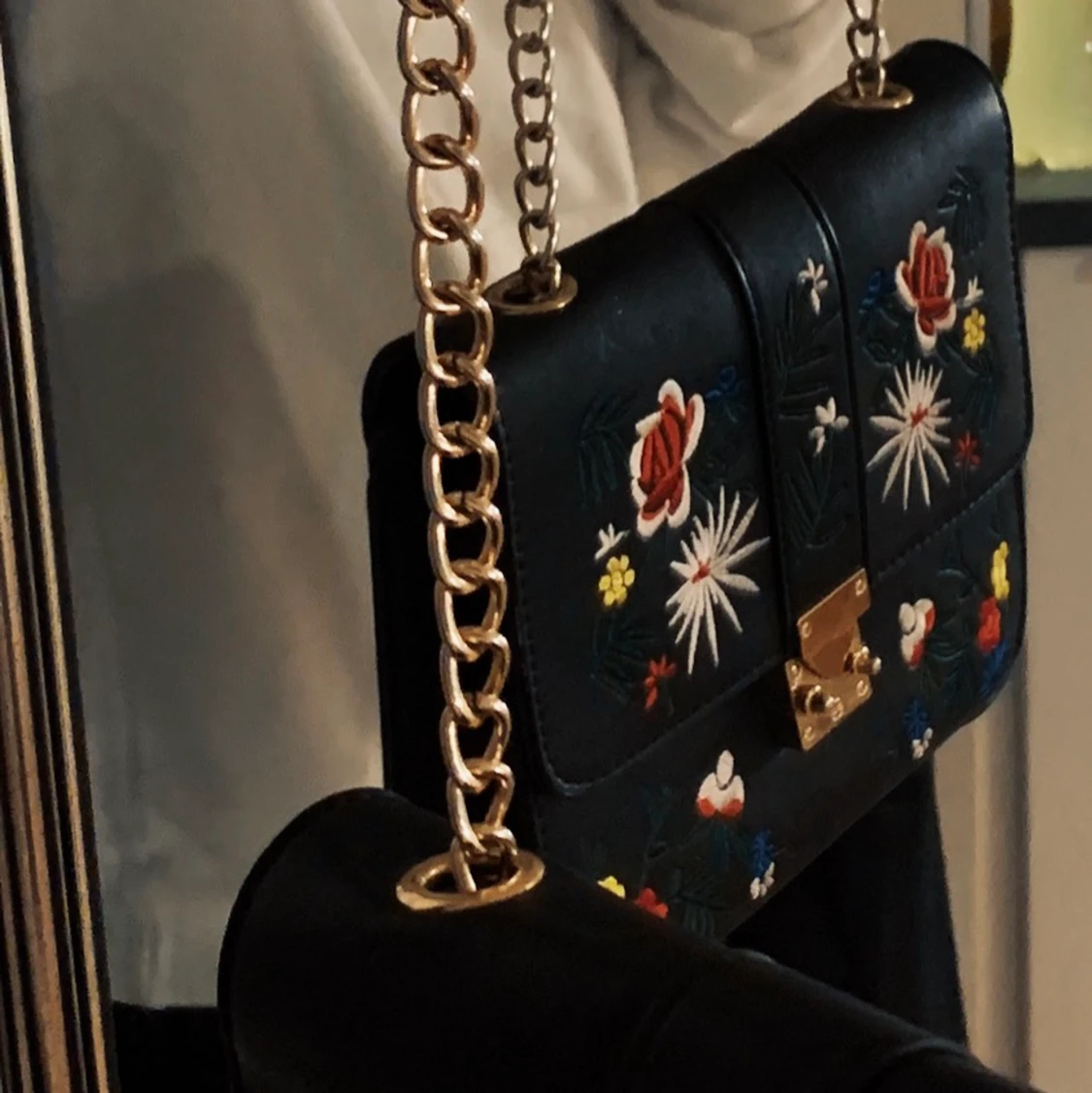 broderad handväska  - 90