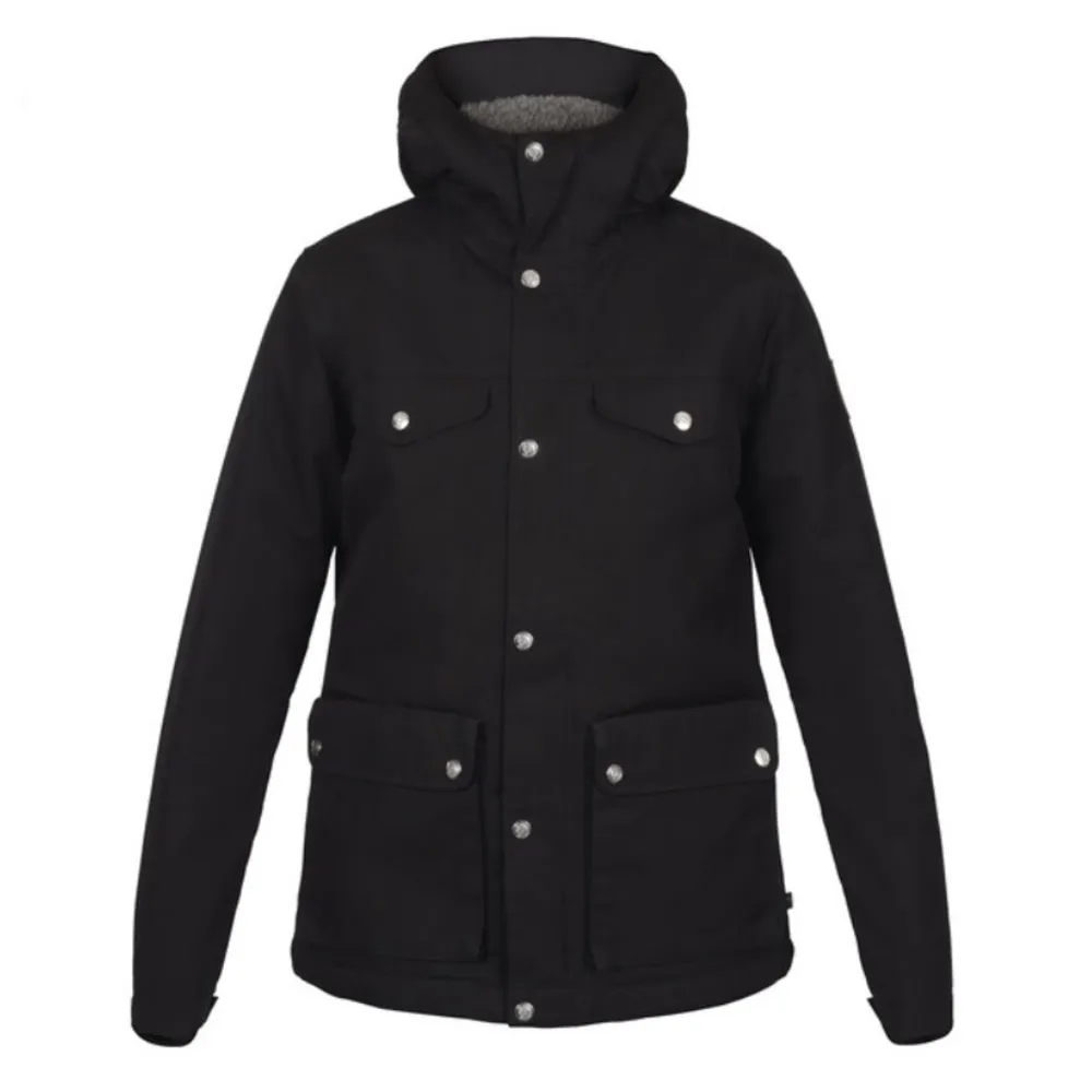 Hej säljer min gamla fjällräven jacka (Greenland winter jacket) då den inte kommer till användning:3 original pris 3499kr. Jackor.