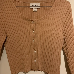 trendig topp - supersöt topp i Bra skick🥰🥰