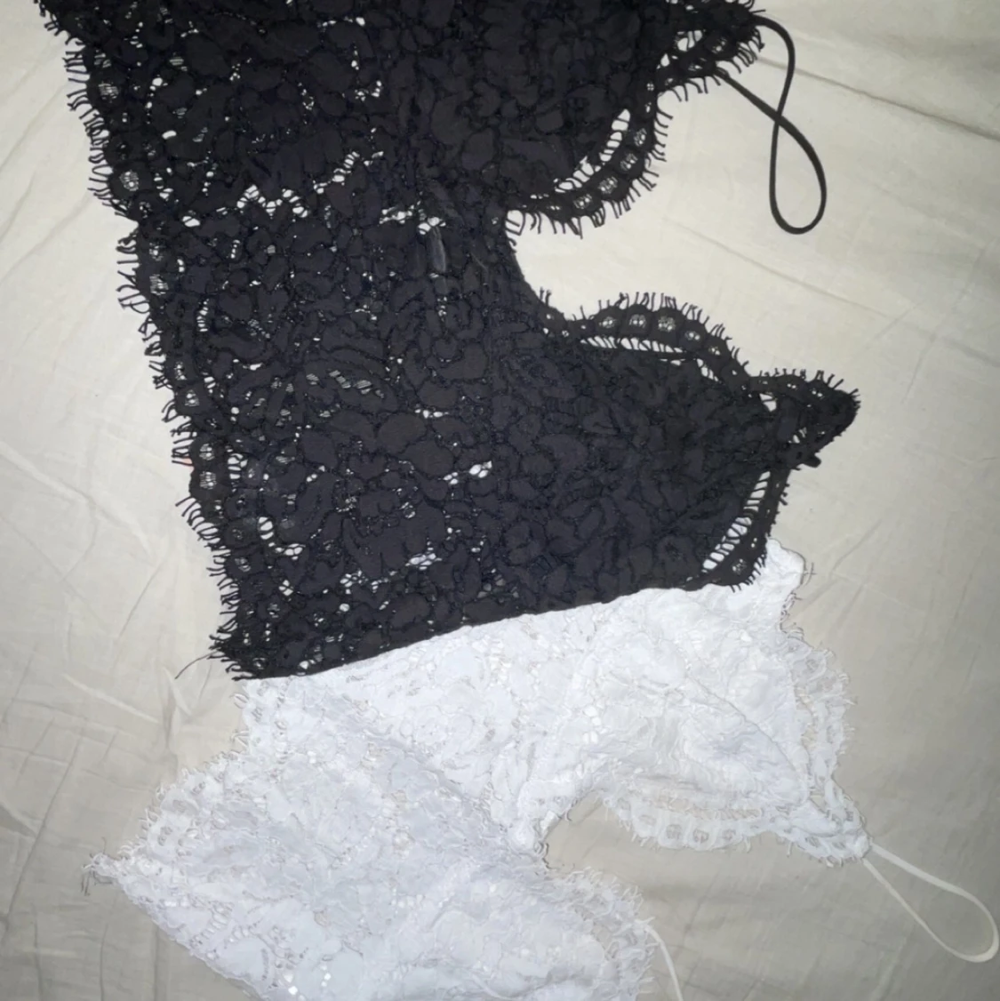 spets top från Nelly - 90