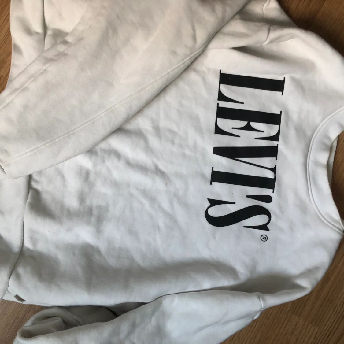 Levis tröja i väldigt fint skick!