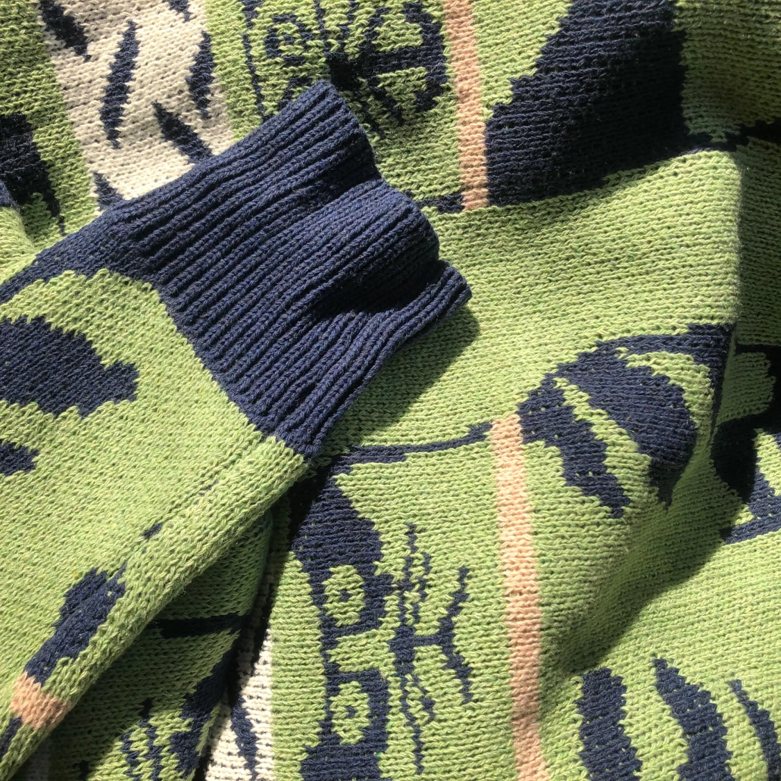 Stickad katt tröja, grön - 90